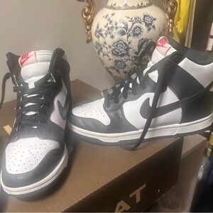 Nike Dunks Black and White High-Top Sneakers - Panda